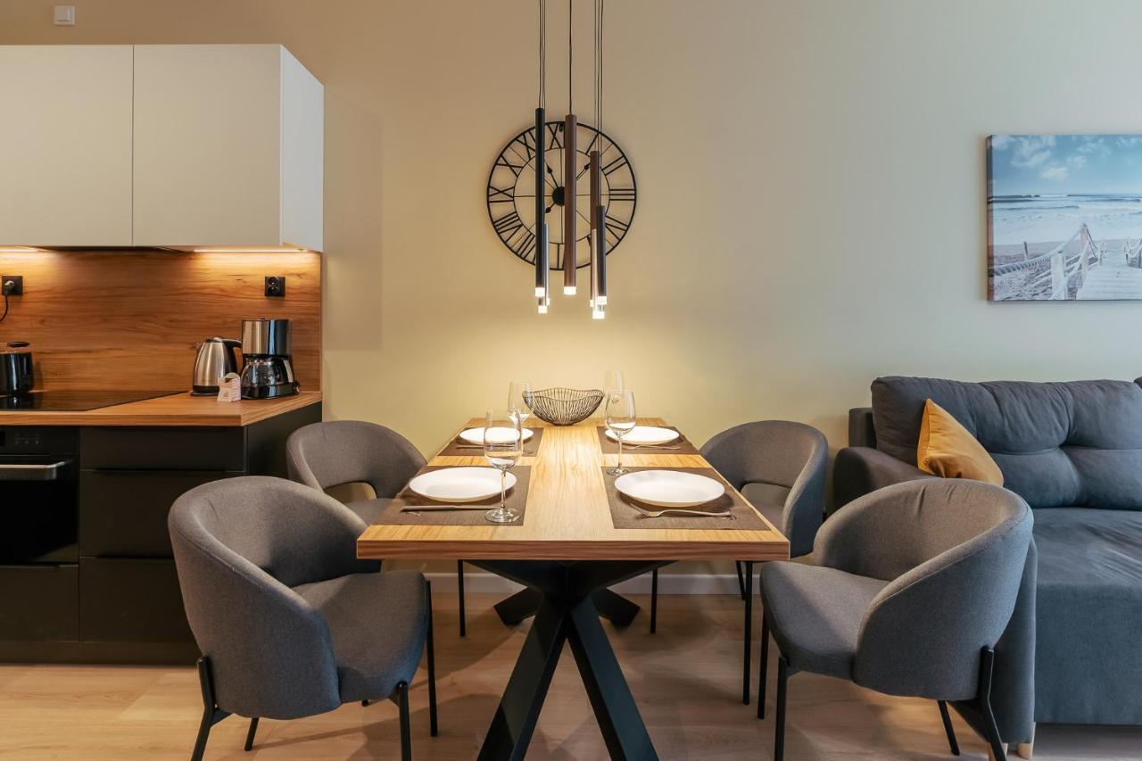 Ustronie Apartments 20 M Do Plazy 尤斯托尼莫斯基 外观 照片
